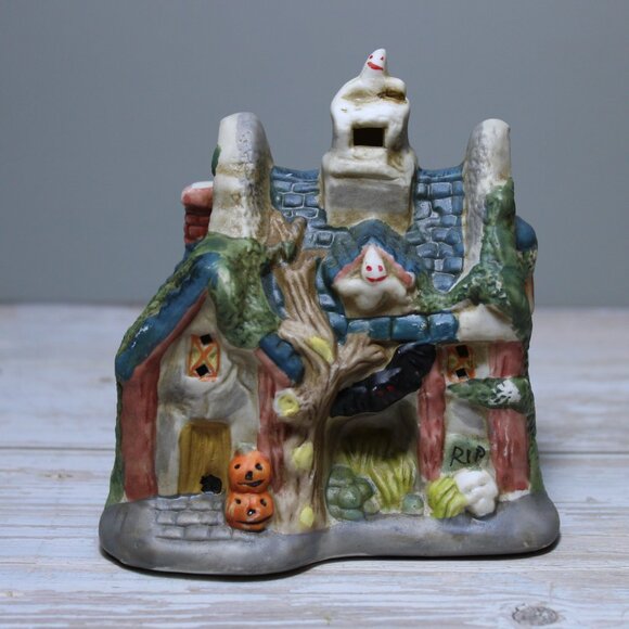 Vintage 3 Pc Set Light-up Illuminated Halloween Village Houses Ceramic 4"-4.5" H - Picture 4 of 15